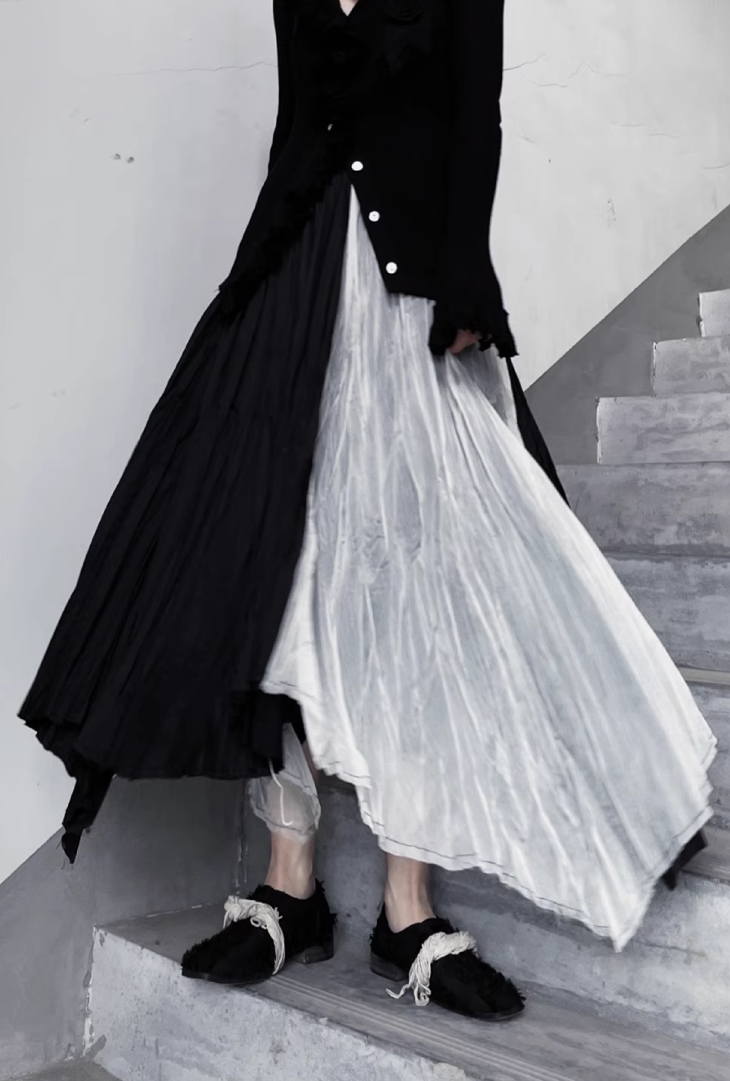 irregular bicolor skirt