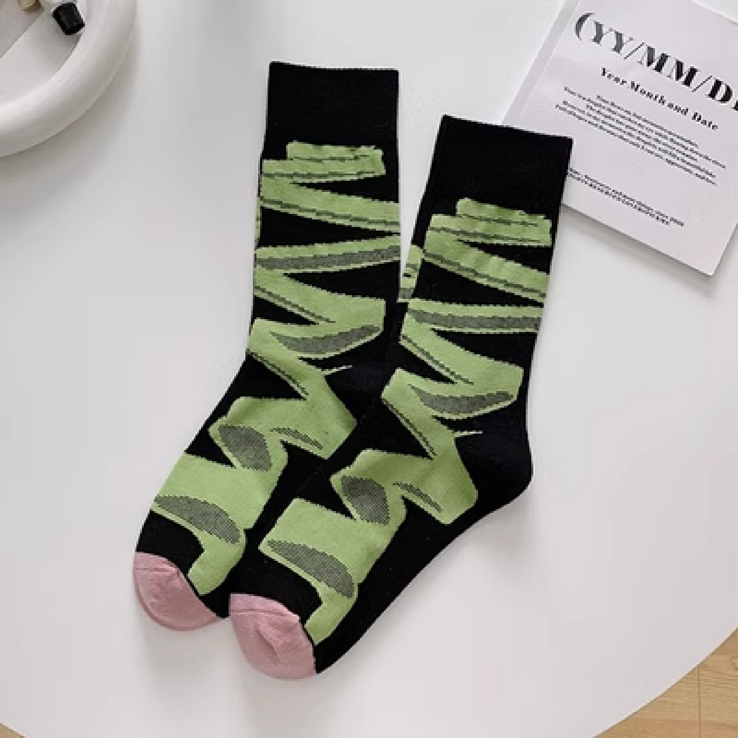 ribbon design socks